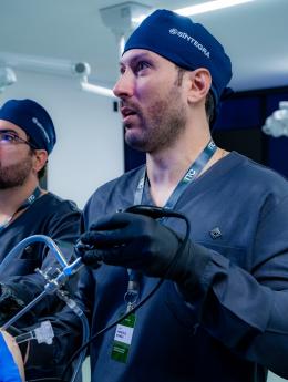 Mais um curso artrosc�pico em Cad�ver